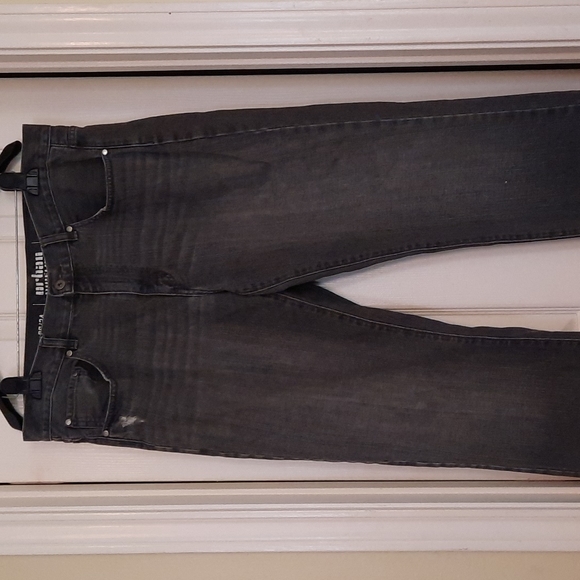 URBAN PIPELINE. - Picture 3 of 5